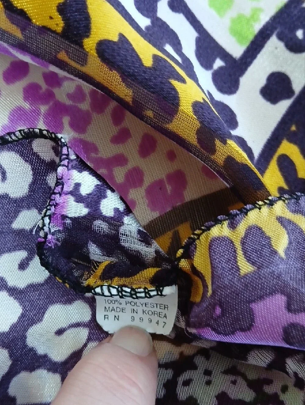 Silky Animal-Print Neck Scarf in Purple, Gold & Green